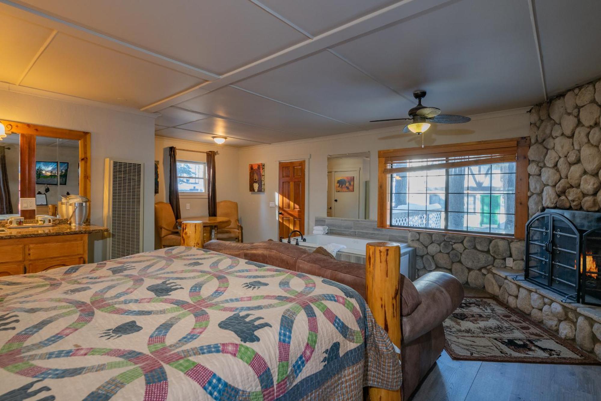 Black Forest Lodge Big Bear Lake Exterior foto